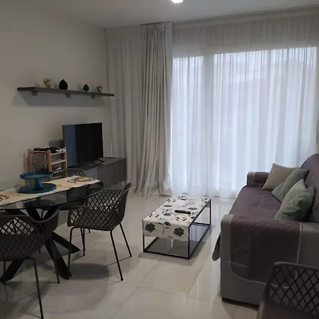 Lukos House In Center With Pool By Holidays * Taormina